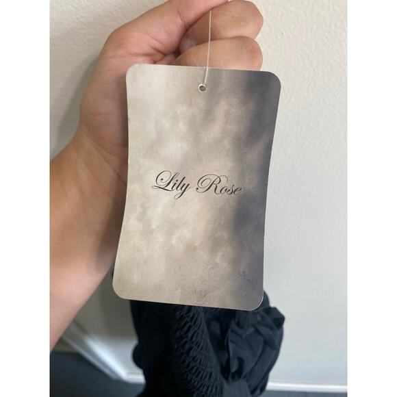 Lily Rose Women's Black Romper Large - Trendy & Stylish - Picture 10 of 11